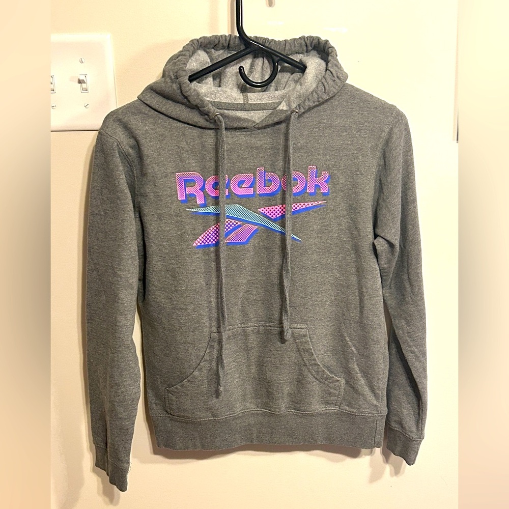Women’s sz Small gray Reebok hoodie. Worn once
